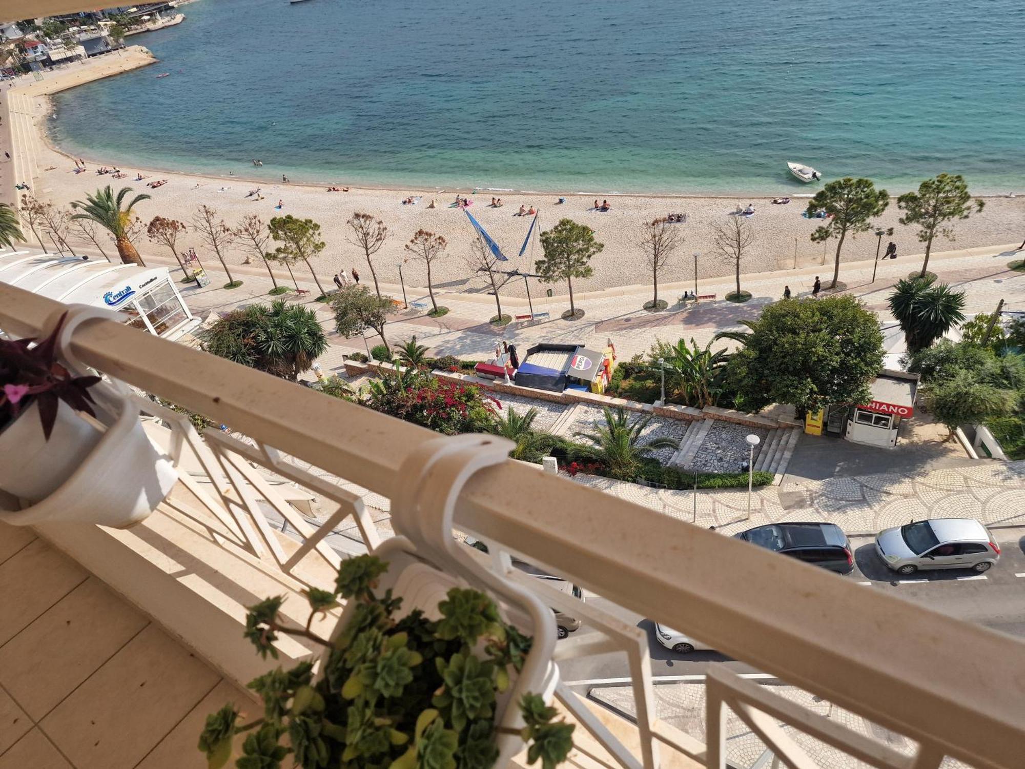 Beachfront Apartment * Sarande
